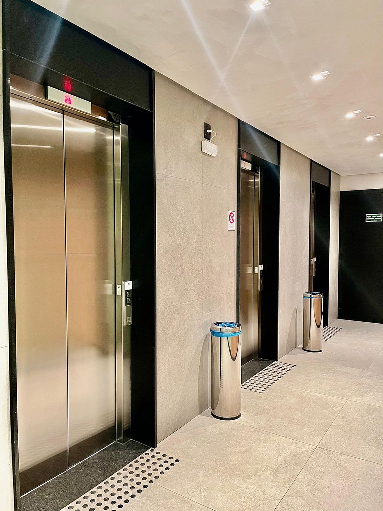 Suíte + Quarto Extra - Localização Imbatível!